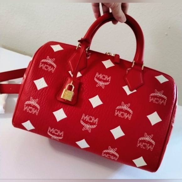MCM Limited Edition Red And White Visetos Satchel With The Matching Wallet - Picture 3 of 16